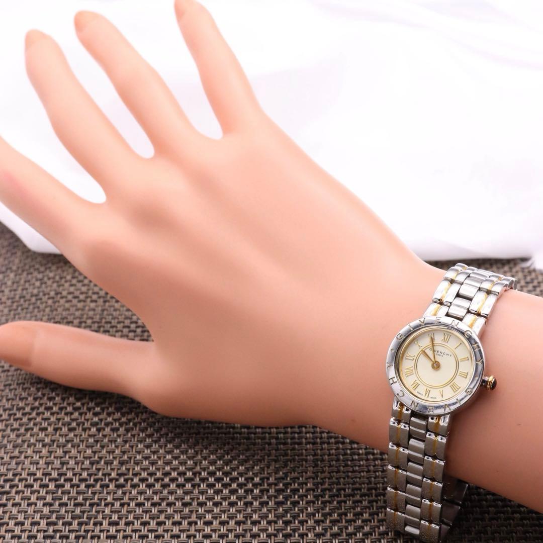 正規品【新品電池】GIVENCHY REG1558962/動作品 美品 ローマン