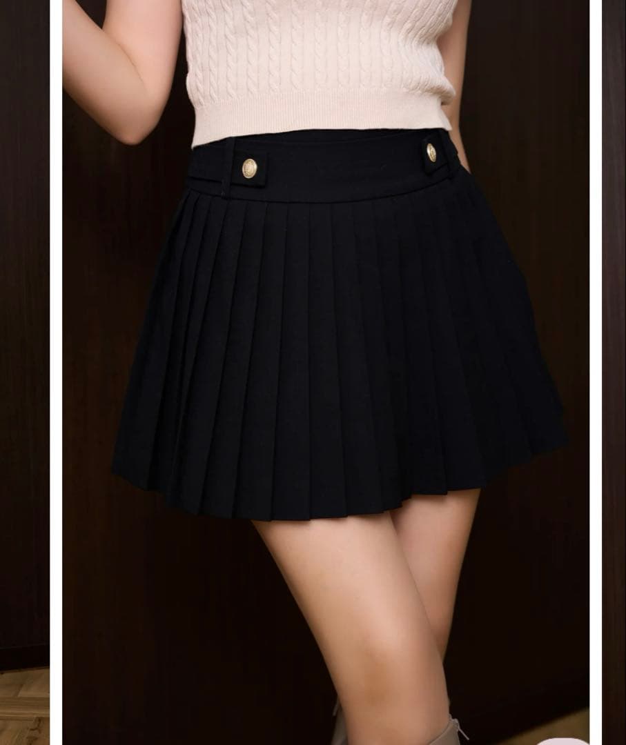 黒のプリーツミニスカート　ハーリップトゥ