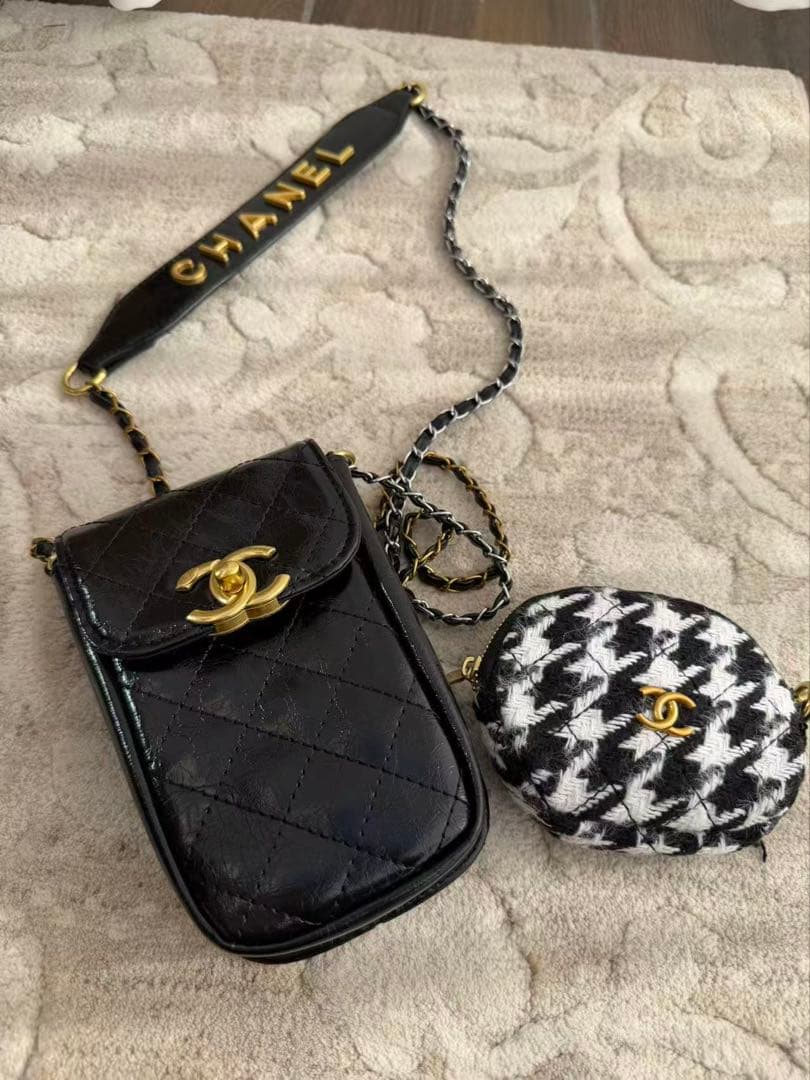 CHANEL ノベルティ　ブラック キルティング ショルダーバッグ