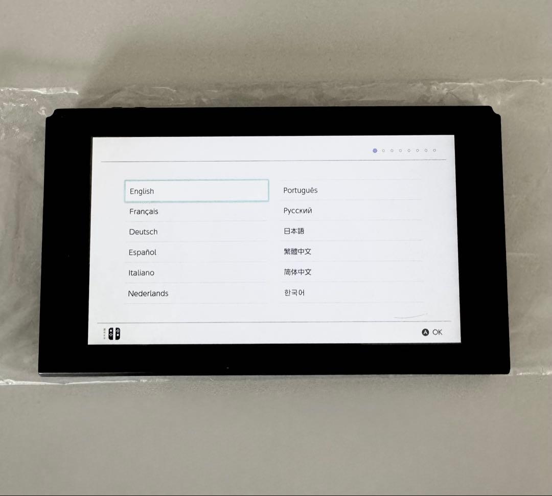 Nintendo Switch 本体 +ブレワイ、メガテンV、SDカード64G付