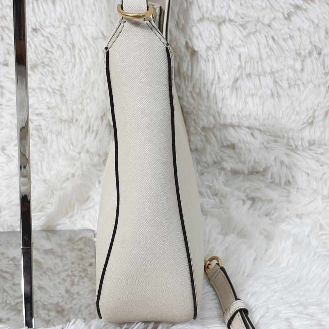 トリーバーチ アクセサリーポーチ エマーソン サフィアーノレザー　白