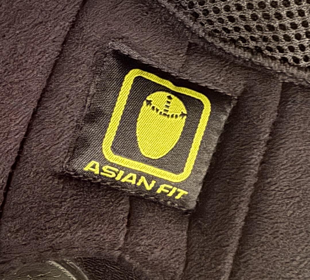 【未使用美品】AGV X101 ホワイト XL バイザー付き ヘルメット