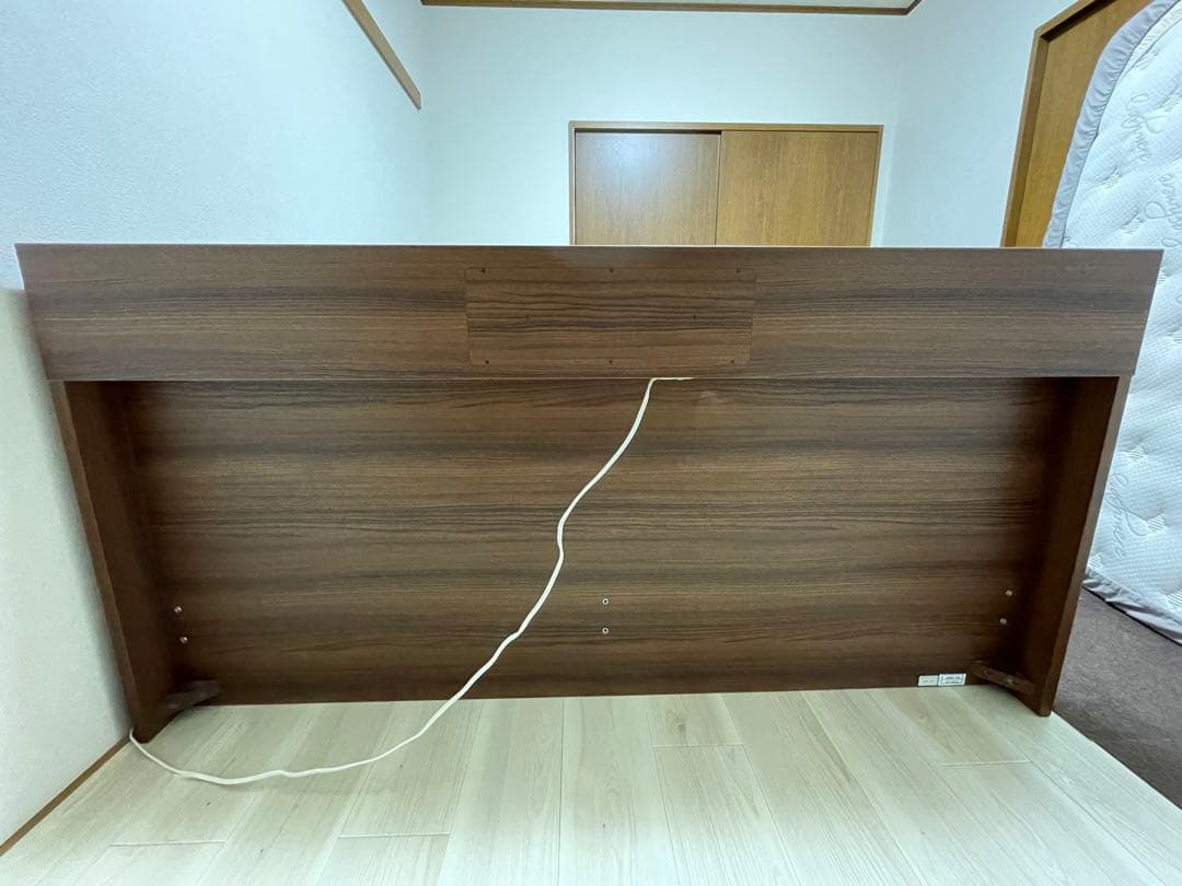 クイーンベッドフレーム ニホンベッド 収納付き