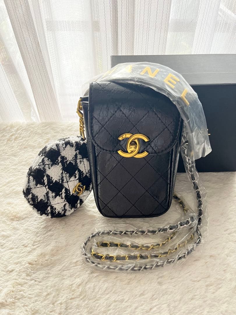 CHANEL スマホショルダー チェーンバック ノベルティー