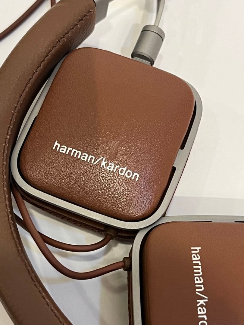Harman Kardon Wire ヘッドホン　検）bang&olufsen
