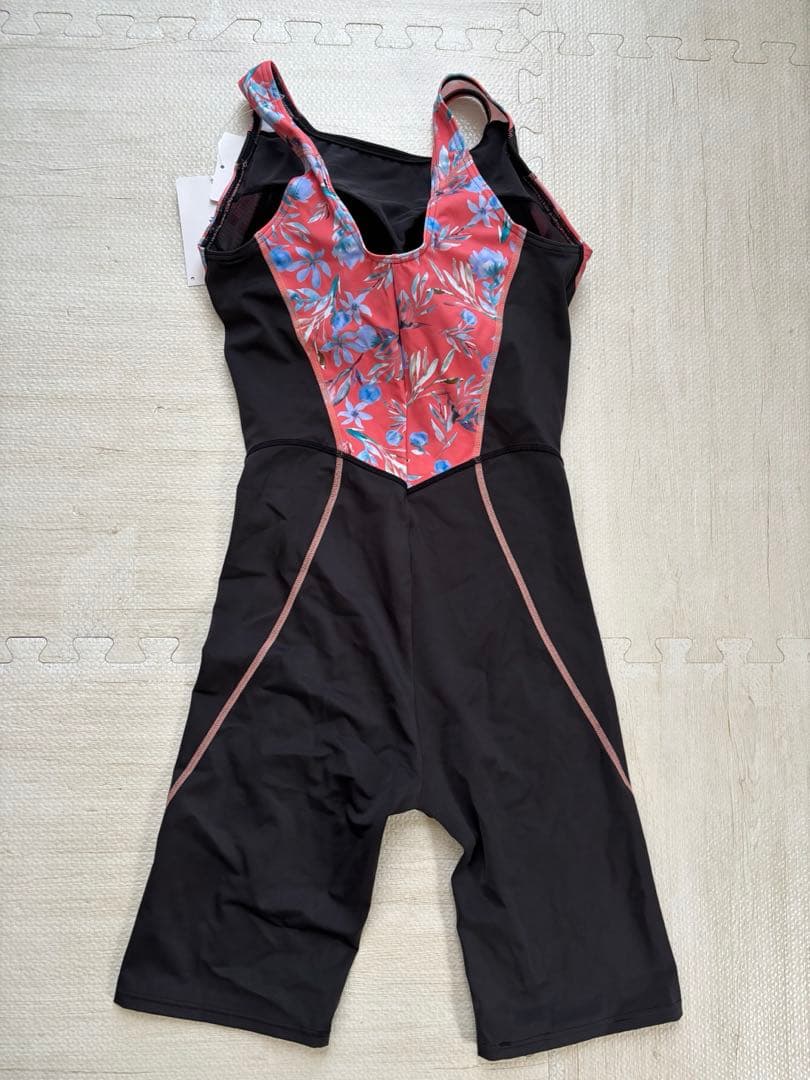 Wacoal スポーツ用水着 11L 黒/ピンク/花柄