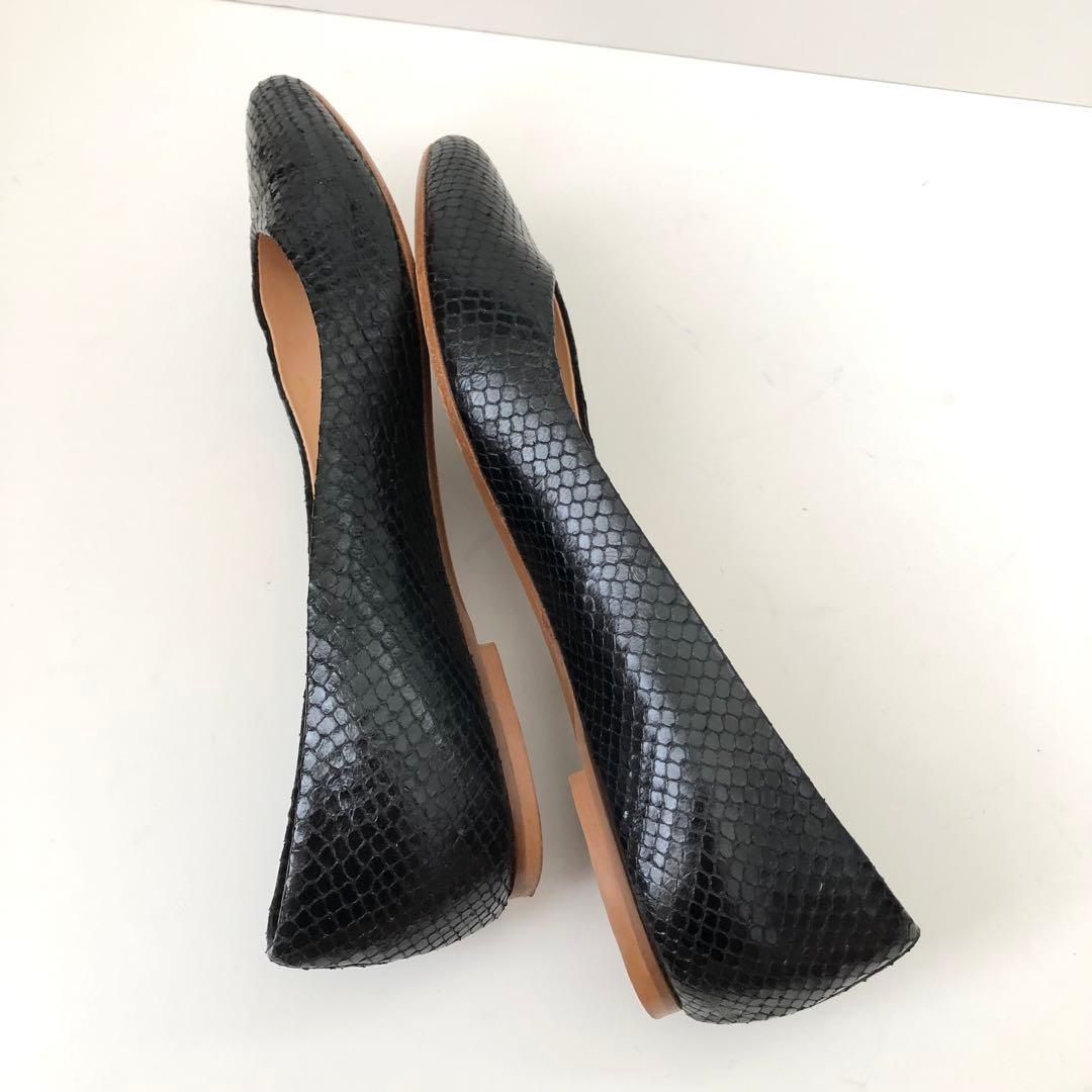 FABIO RUSCONI ★ポインテッドフラットパンプス　型押しブラック　37