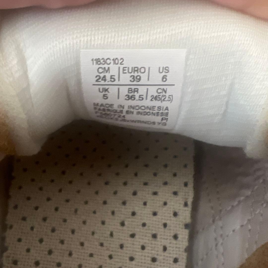 Onitsuka Tiger カジュアルスニーカー ベージュ/グリーン