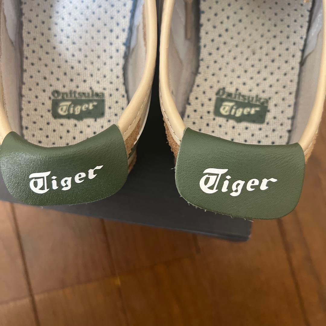 Onitsuka Tiger カジュアルスニーカー ベージュ/グリーン