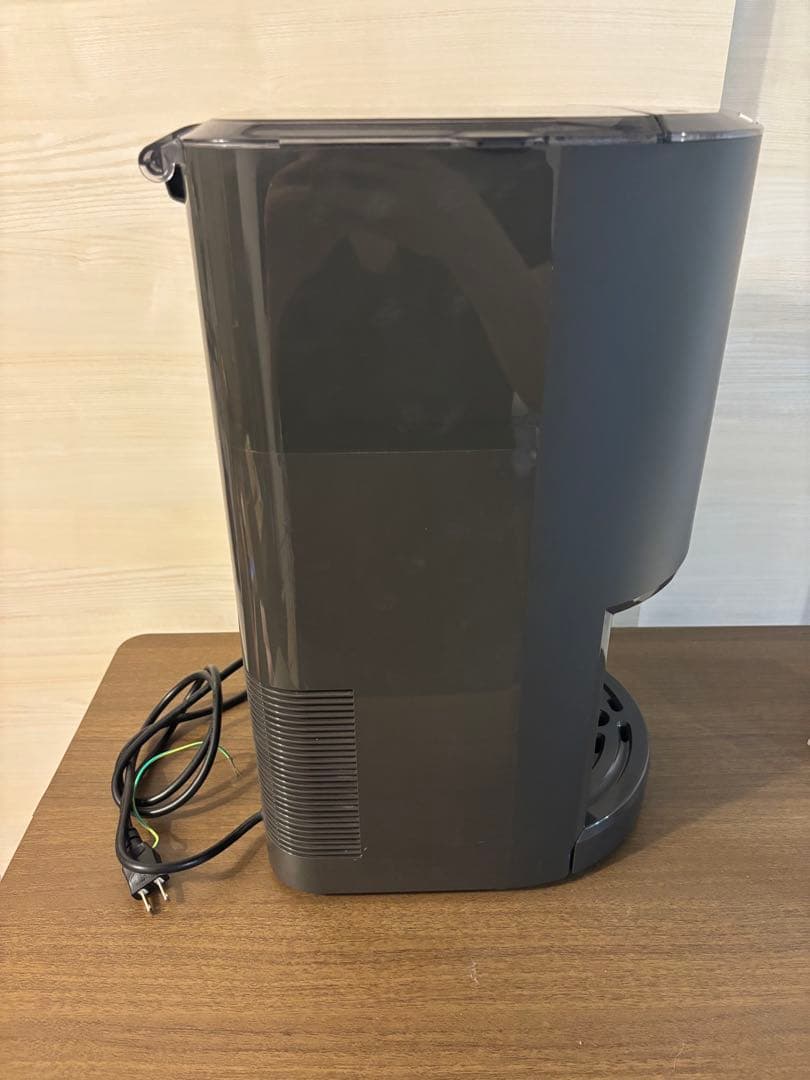 浄水型ウォーターサーバー　every frecious カートリッジ5本付き