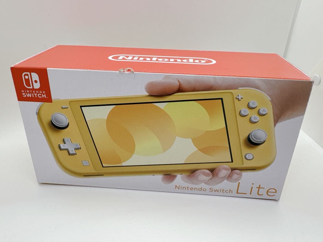 ★未使用品★極美品Nintendo Switch Light【2025年製造】