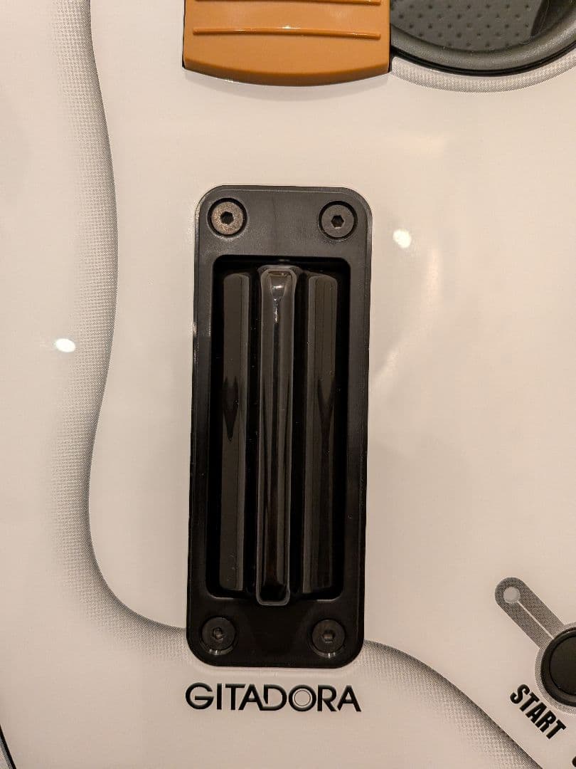 GITADORA専用ギターコントローラー プレミアムモデル コナステ