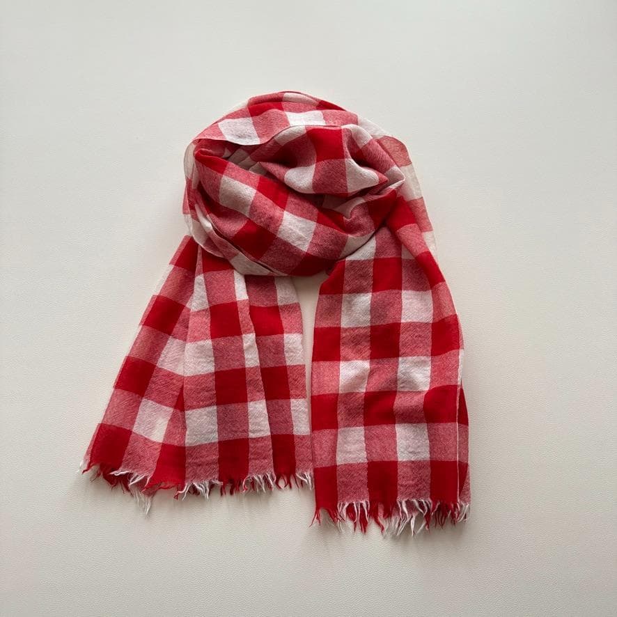 美品　コムデギャルソン　トリコ　チェック柄大判ストール 赤×白　インド製　ウール