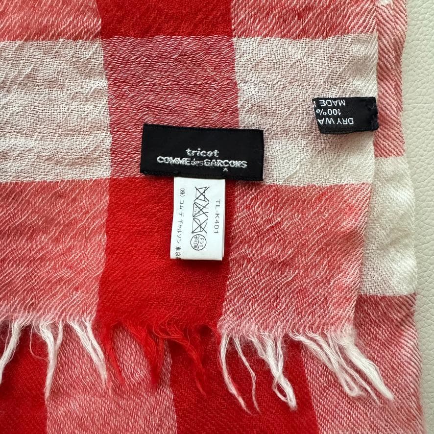 美品　コムデギャルソン　トリコ　チェック柄大判ストール 赤×白　インド製　ウール