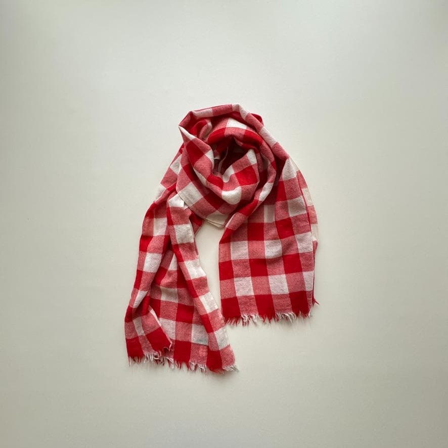 美品　コムデギャルソン　トリコ　チェック柄大判ストール 赤×白　インド製　ウール