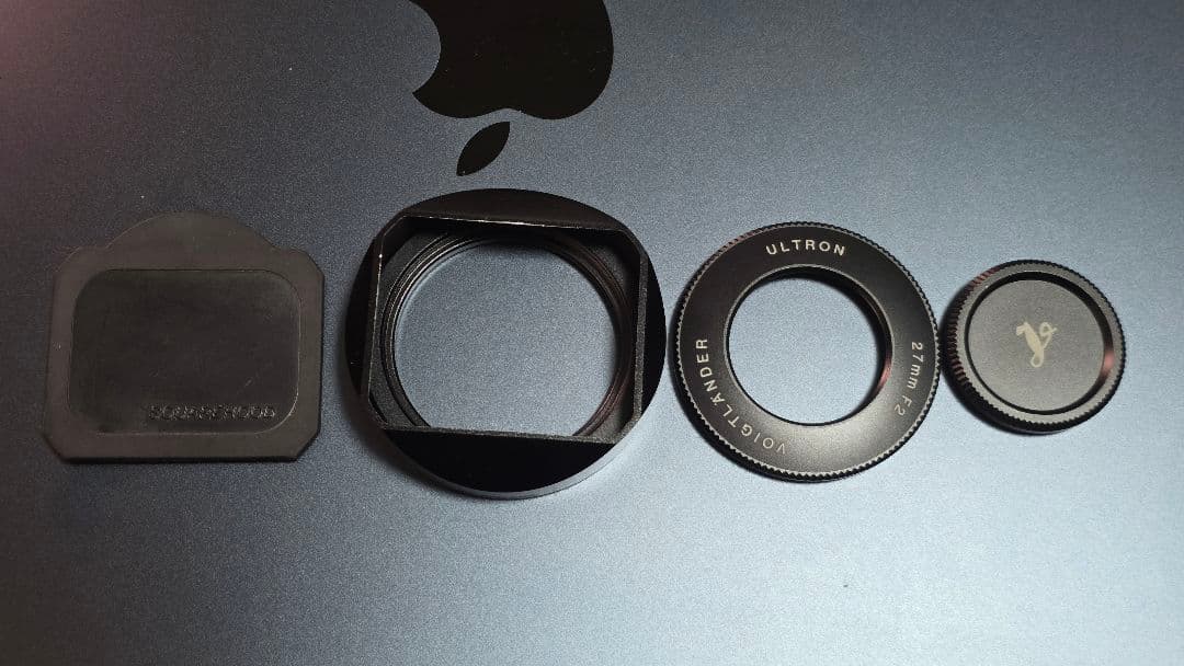 Voigtländer Ultron 27mm F2 X-mount