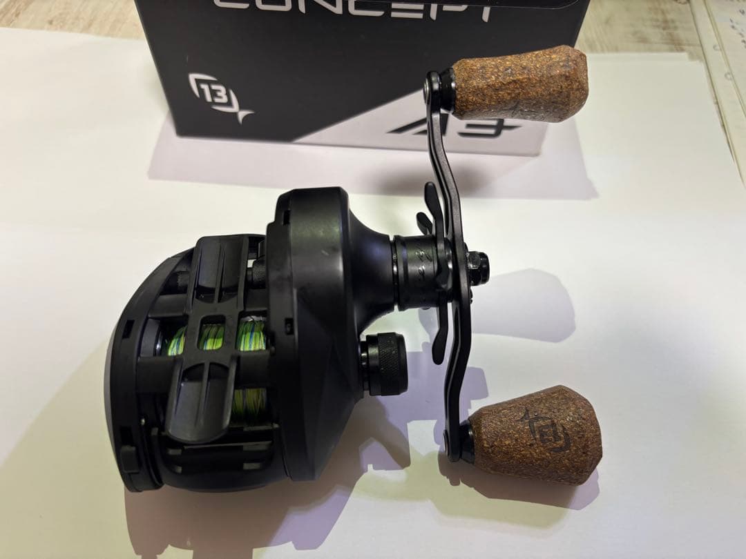 【13Fishing Concept A3 】ベイトリール(左巻き)