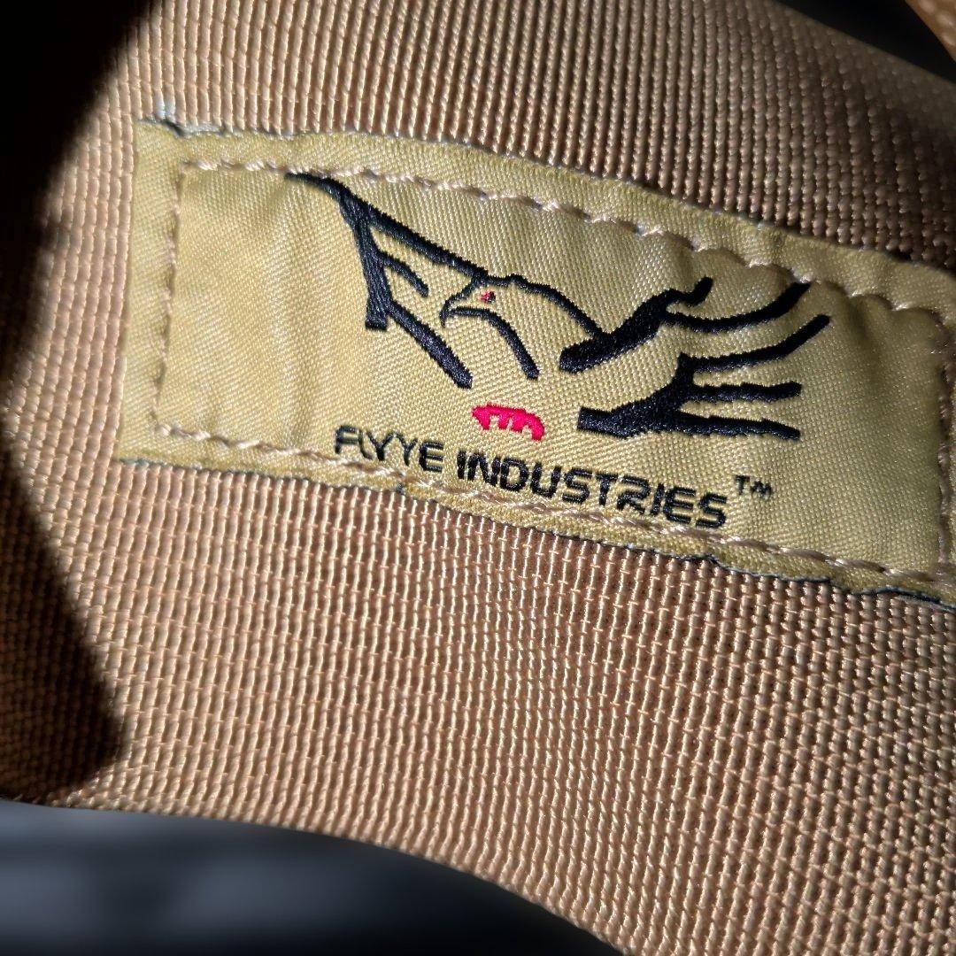 実物Flyye製 1195j SEALsフローティングハーネス　LBTレプリカ品