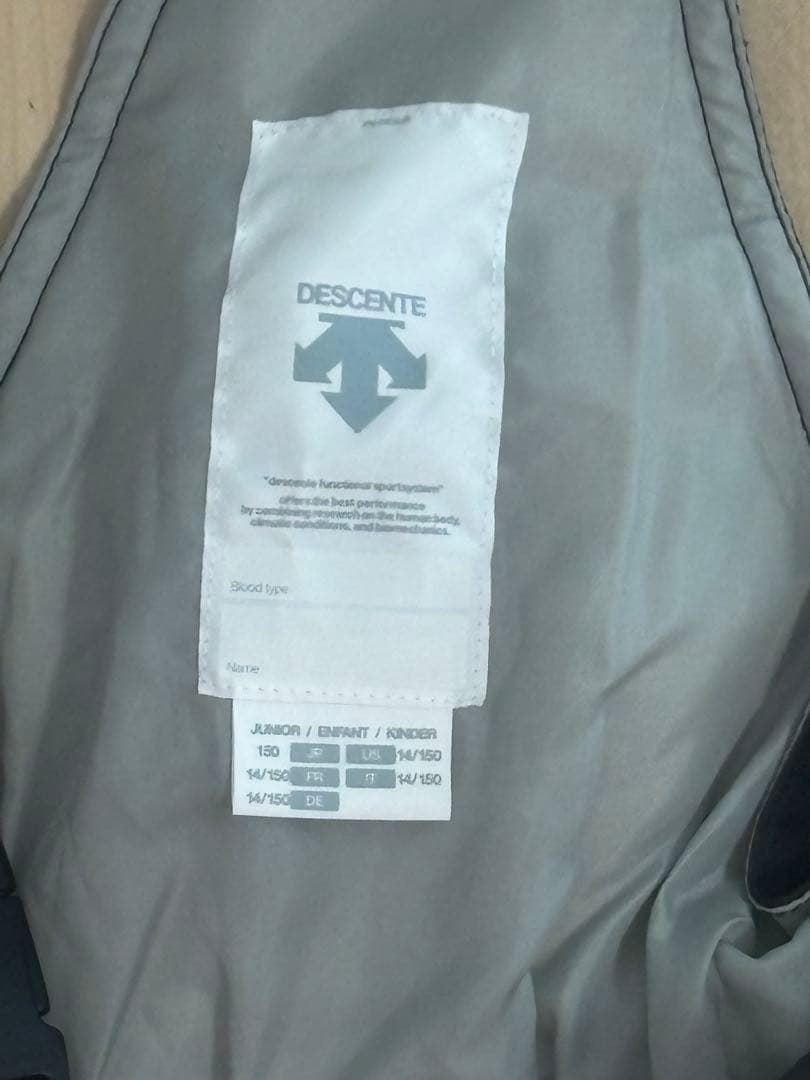 【美品】DESCENTE キッズ スキーウェア 150 上下 バラ売り可