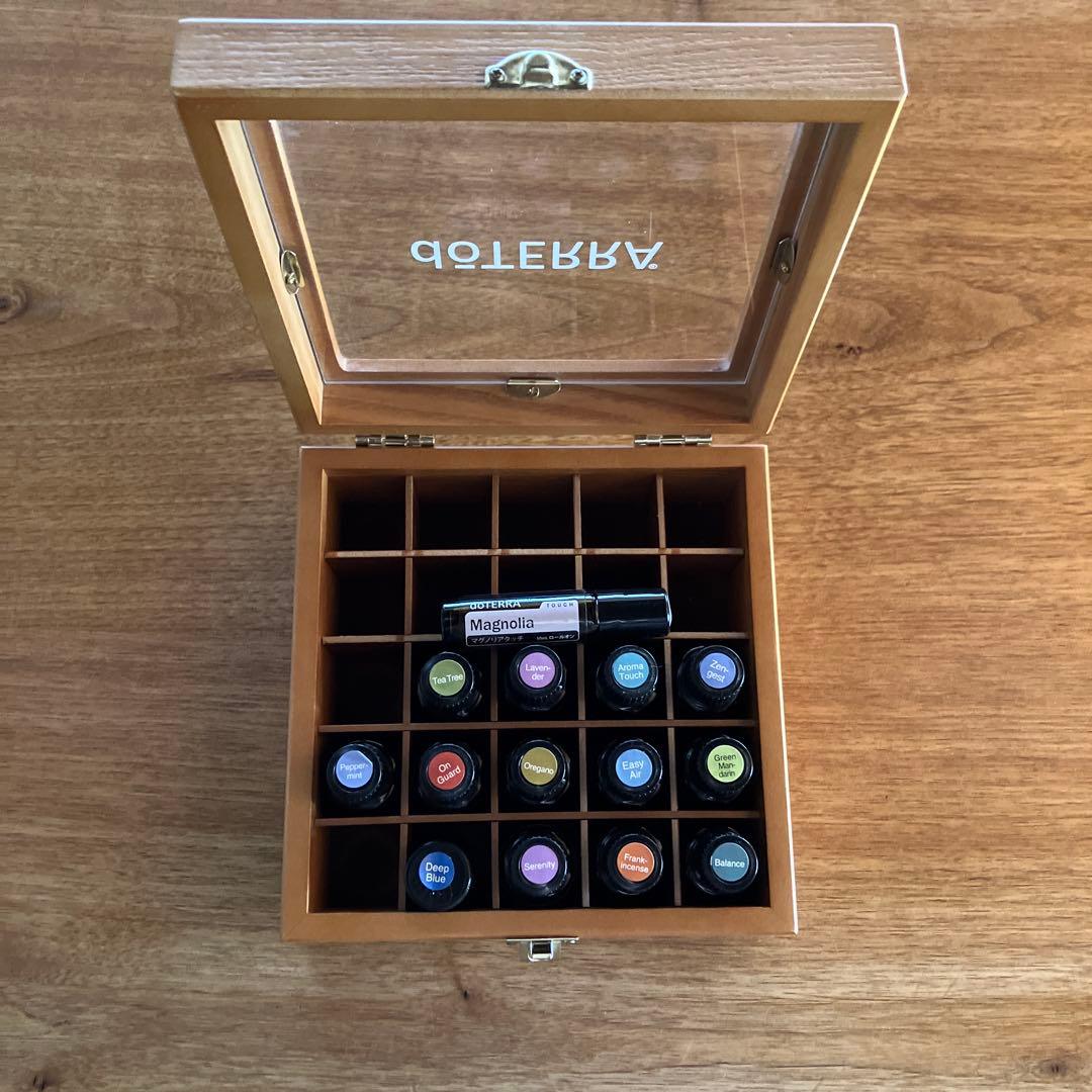 【まーる】ドテラ　doTERRA 木箱ケース　エッセンシャルオイル
