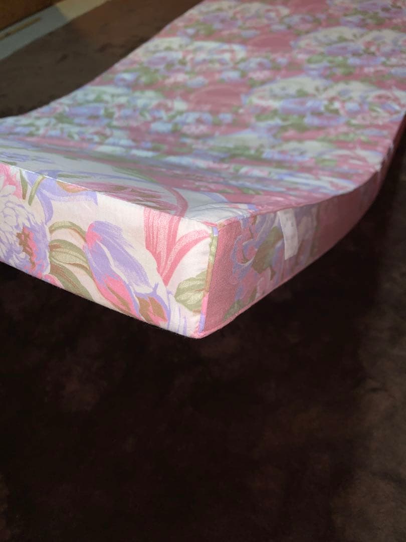 西川綿100%生地使用！シングル硬質三つ折りマットレスで体圧を軽減！固くて軽い！