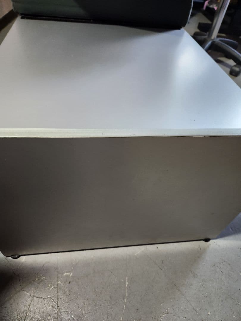 カッシーナイクスシー/エアフレーム/ 3Pベンチ/グレー　②