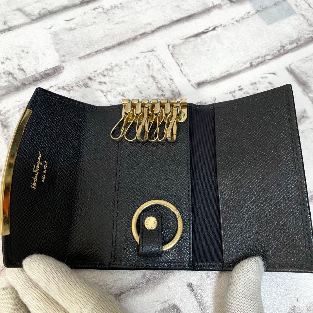 極美品✨フェラガモ　現行　キーケース　リング　RFIDタグ　ガンチーニ　黒　箱付