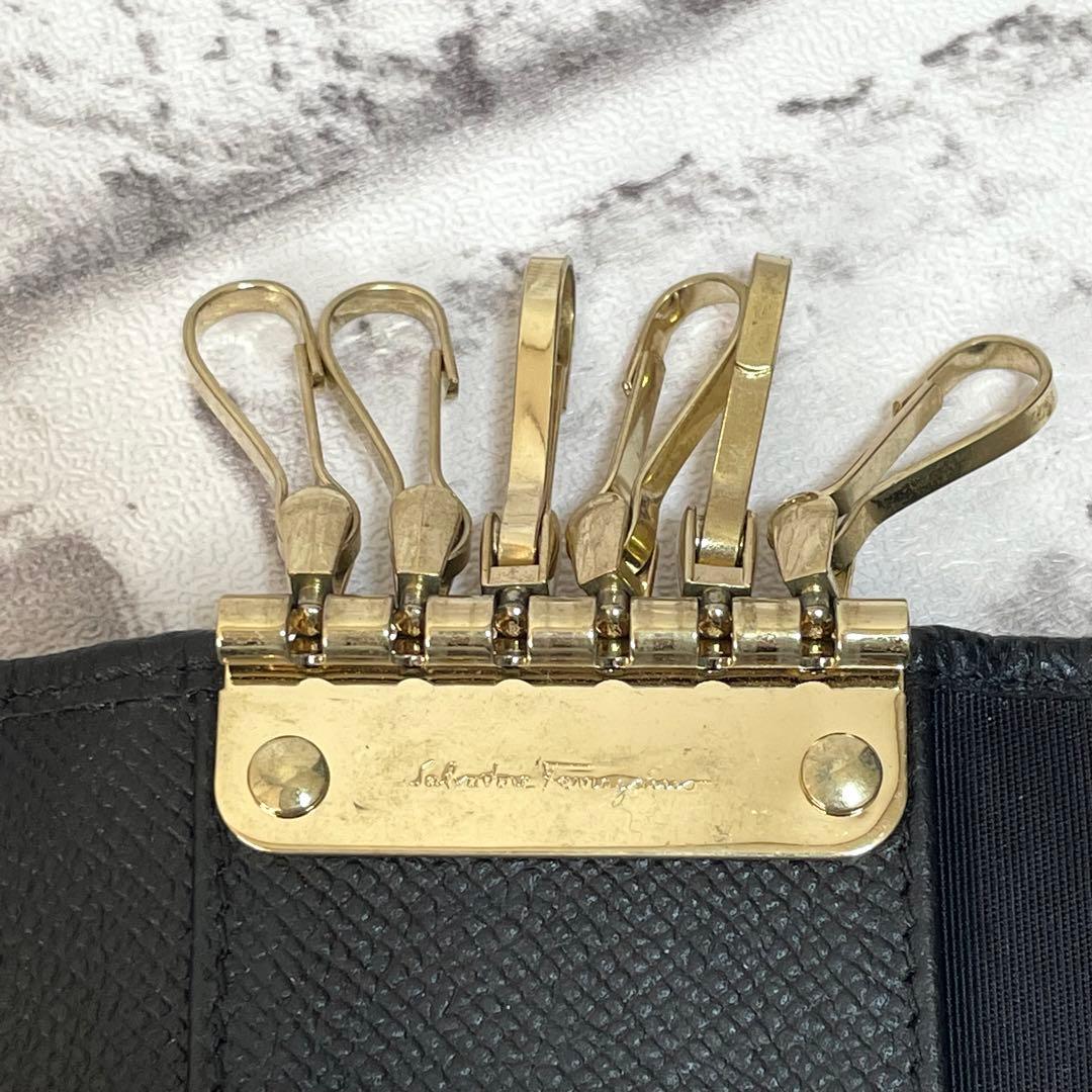 極美品✨フェラガモ　現行　キーケース　リング　RFIDタグ　ガンチーニ　黒　箱付