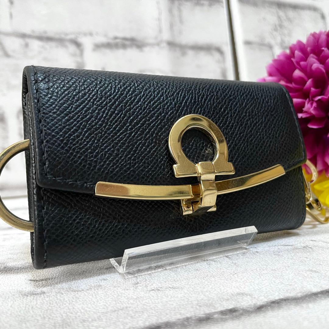 極美品✨フェラガモ　現行　キーケース　リング　RFIDタグ　ガンチーニ　黒　箱付