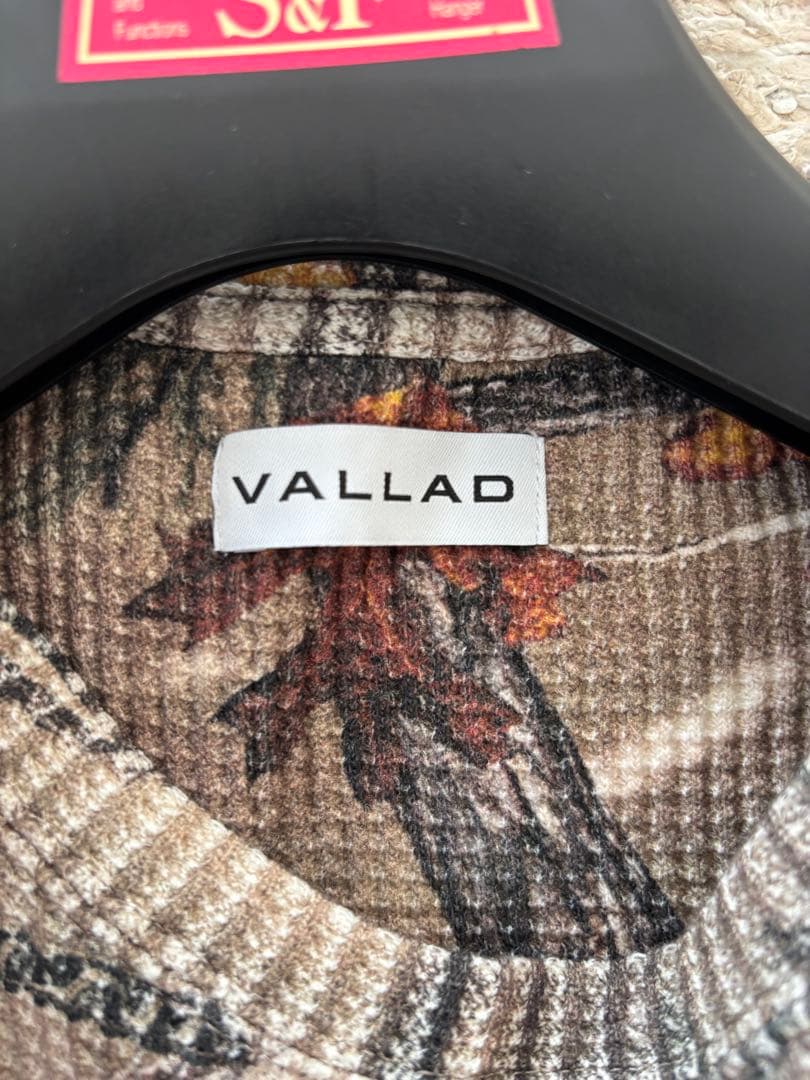 vallad リアルツリー　サーマル　archive ストリート ロンt 長袖