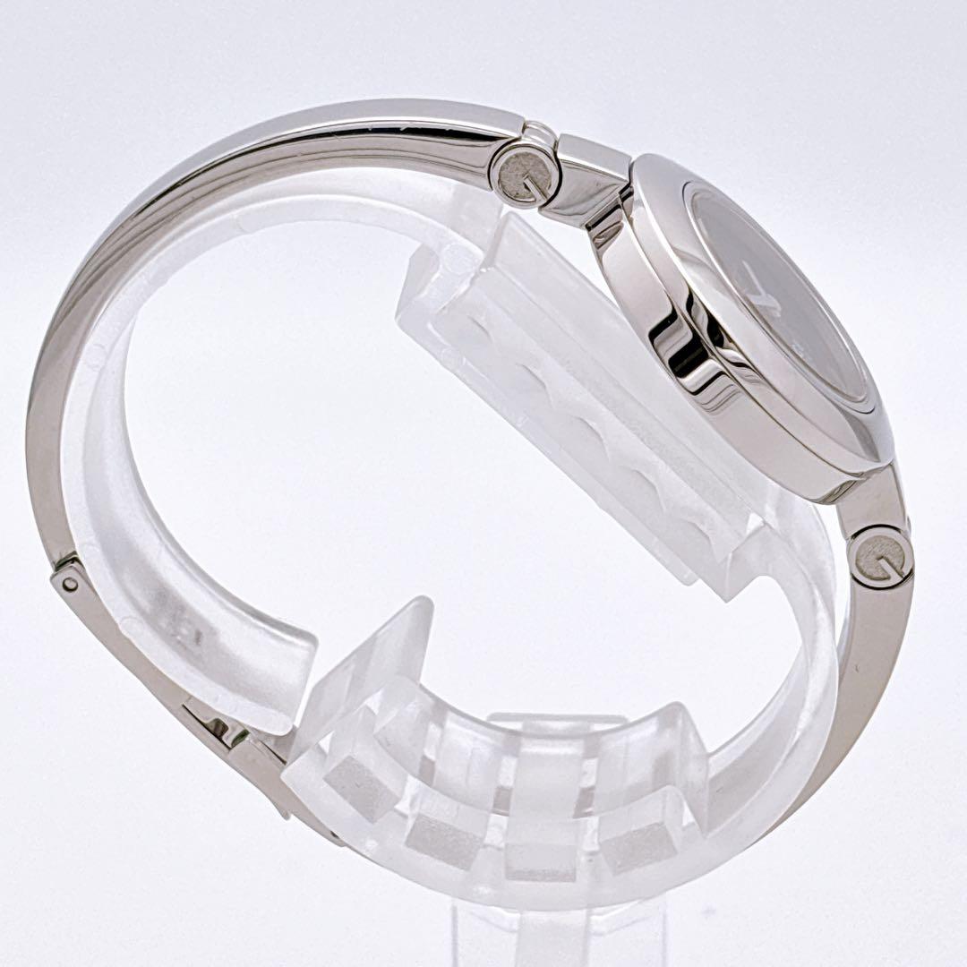 【美品・電池新品・箱】GUCCI 105 フローラ ブラック ダイヤ ラウンド