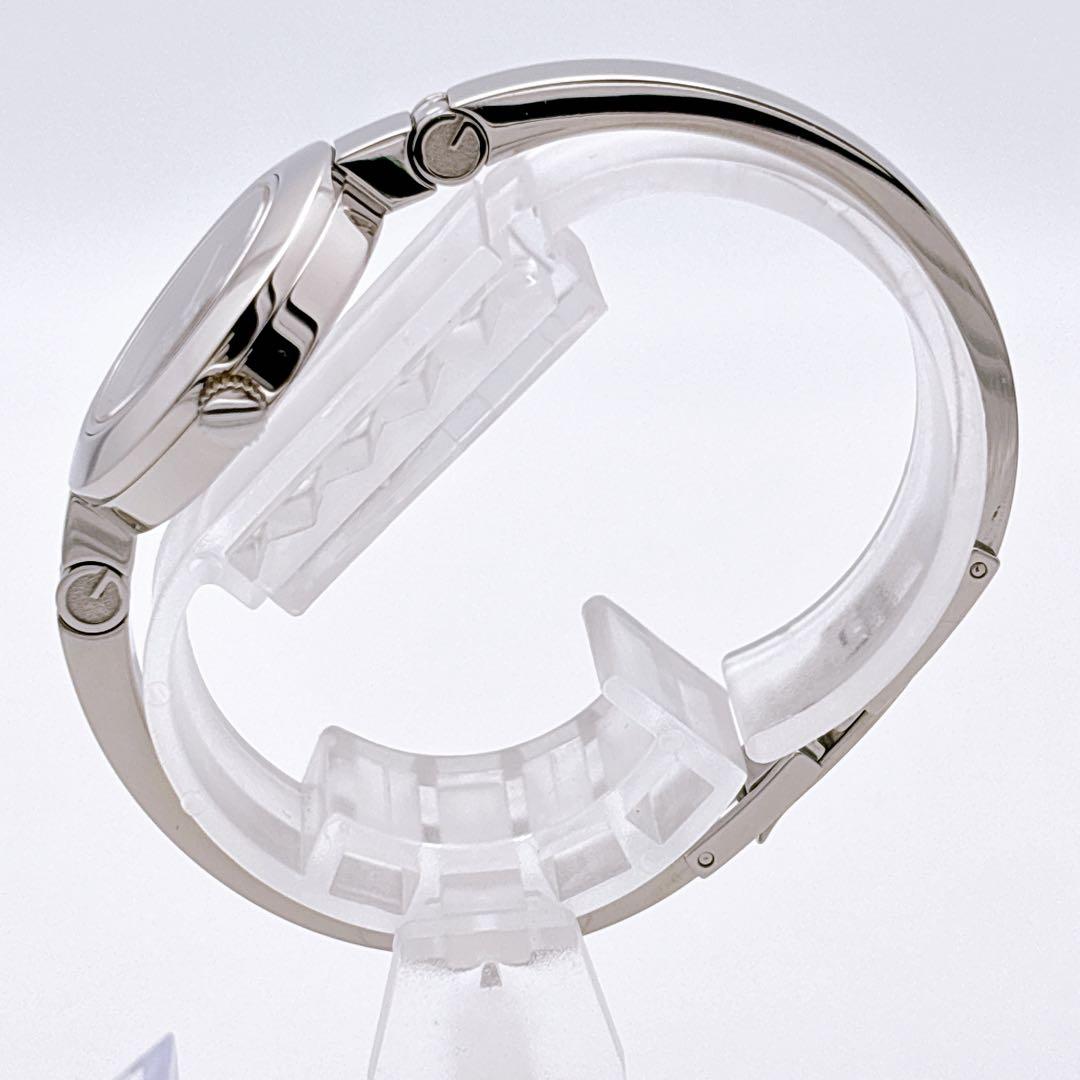 【美品・電池新品・箱】GUCCI 105 フローラ ブラック ダイヤ ラウンド