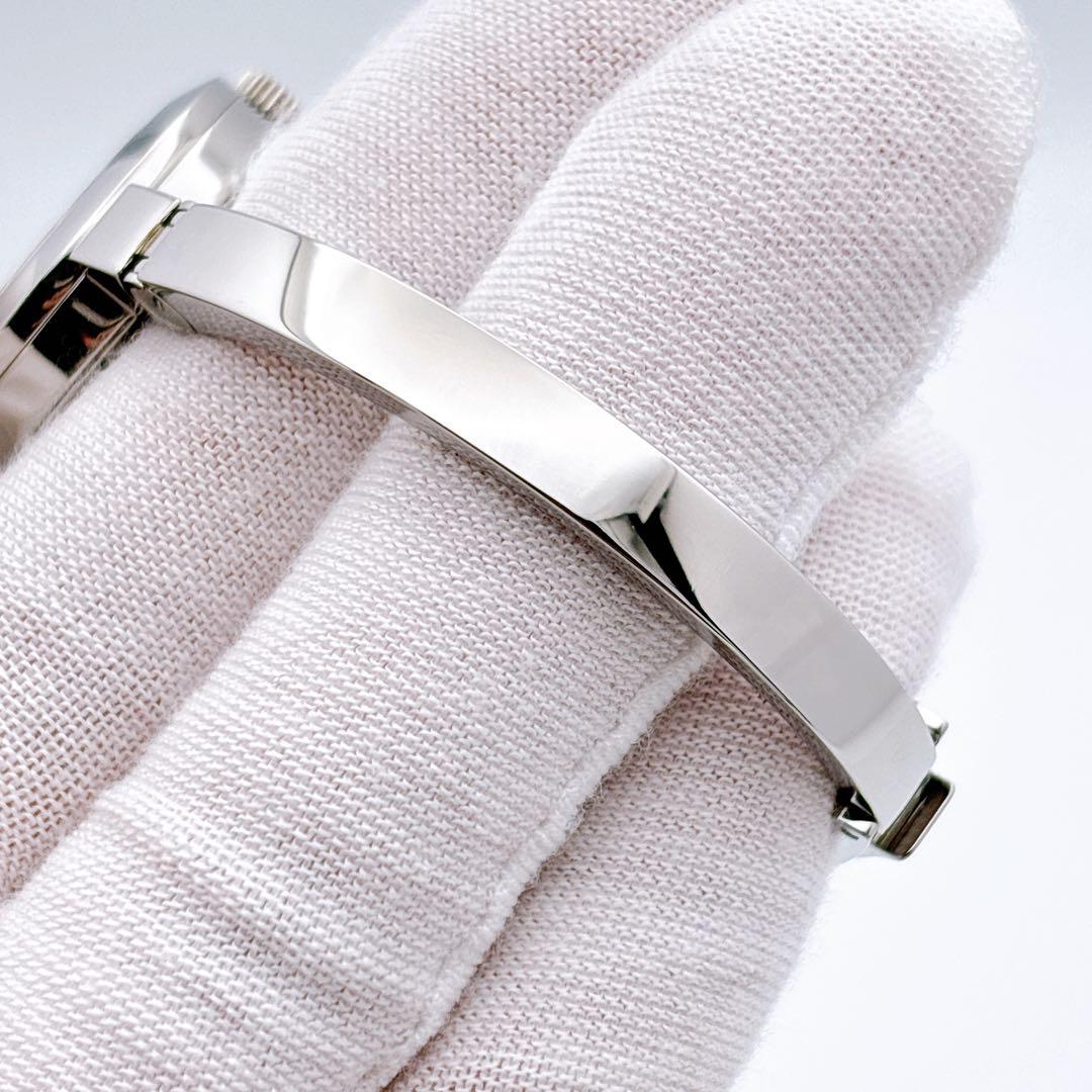 【美品・電池新品・箱】GUCCI 105 フローラ ブラック ダイヤ ラウンド