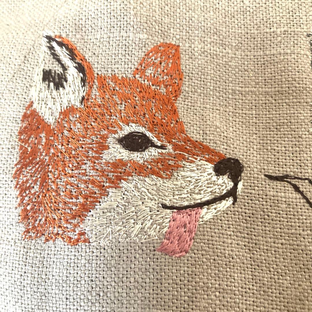 Coral&Tusk エプロン　子猫　キツネ　新品