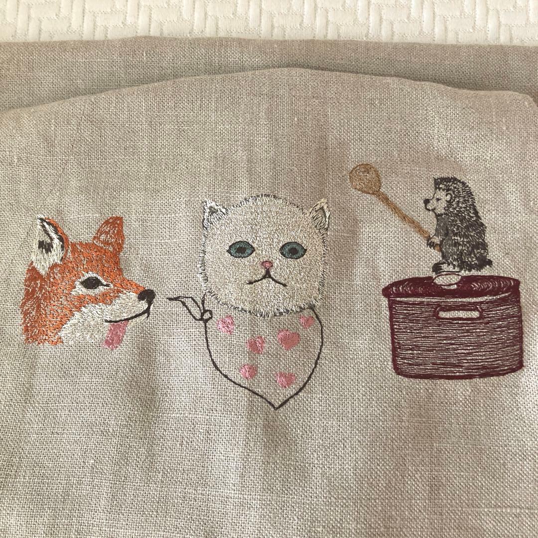 Coral&Tusk エプロン　子猫　キツネ　新品