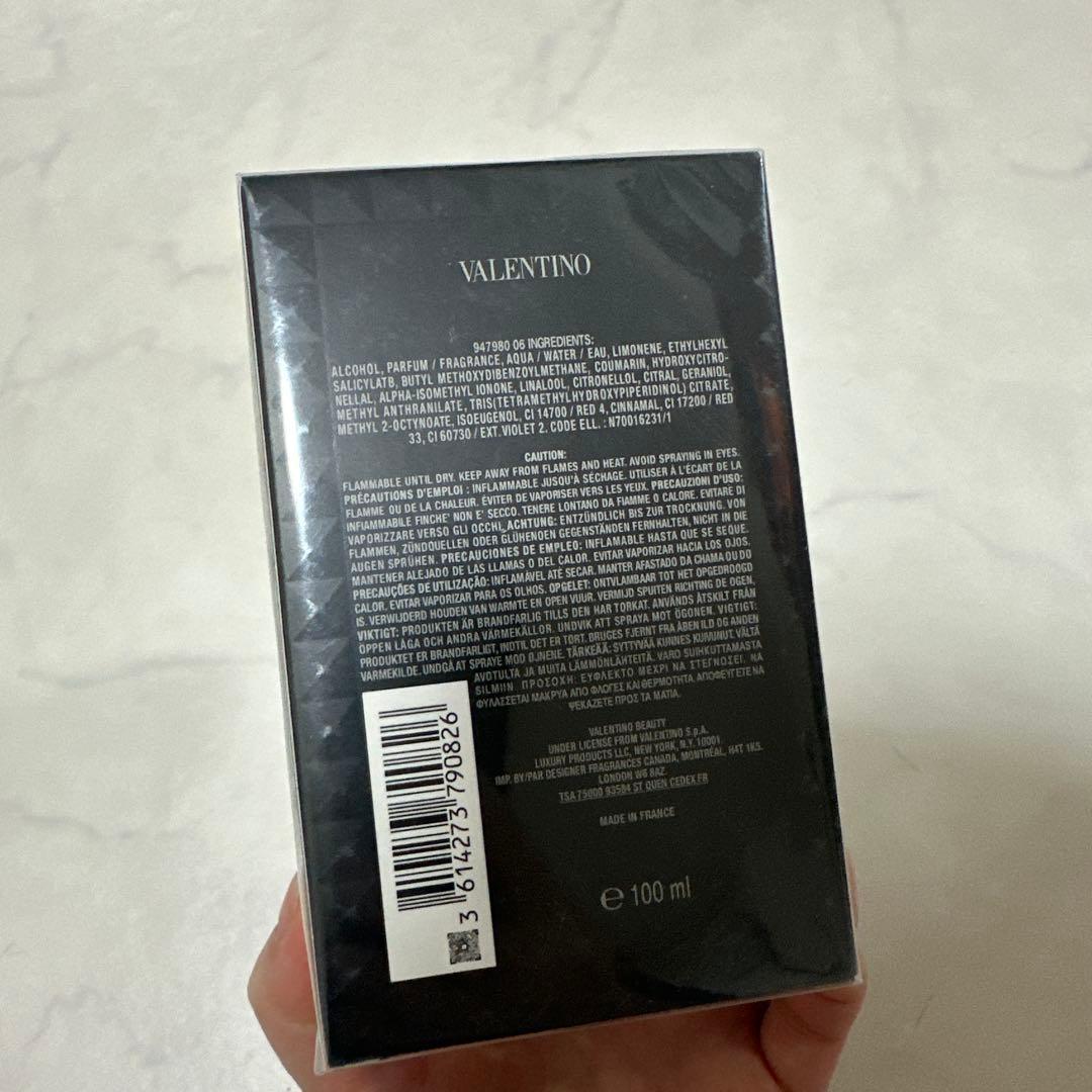 即納✨VALENTINO バレンティノ メンズ用香水 Perfume インテンス