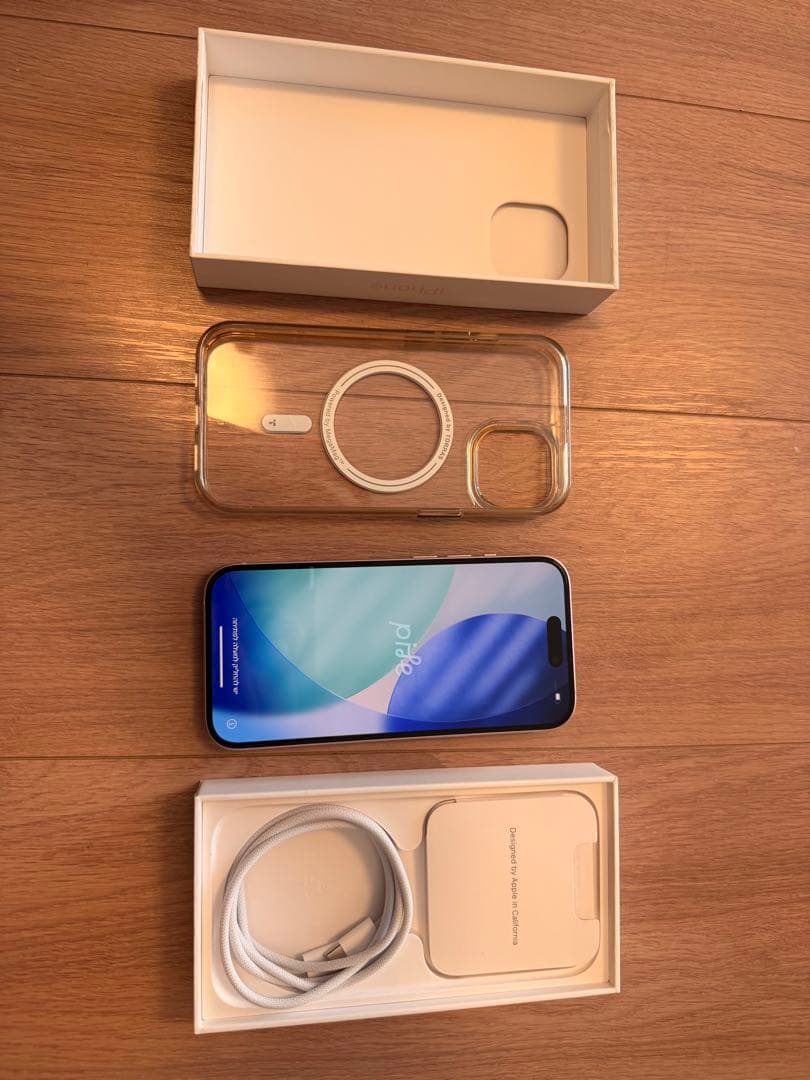 美品Apple iPhone 15 128GB ピンク