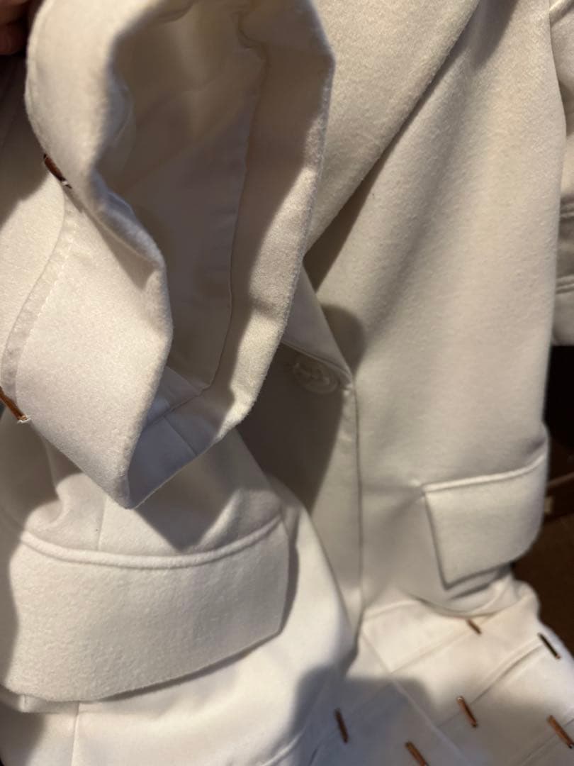 ホワイト ウールコート ダブルボタンmiu miuコート