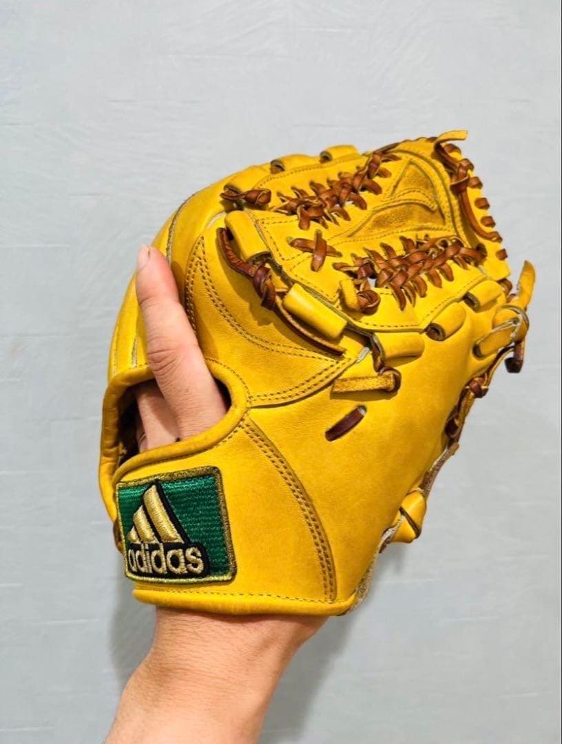 廃盤レア アディダス adidas 硬式グラブ 内野手用 高校野球対応 即戦力