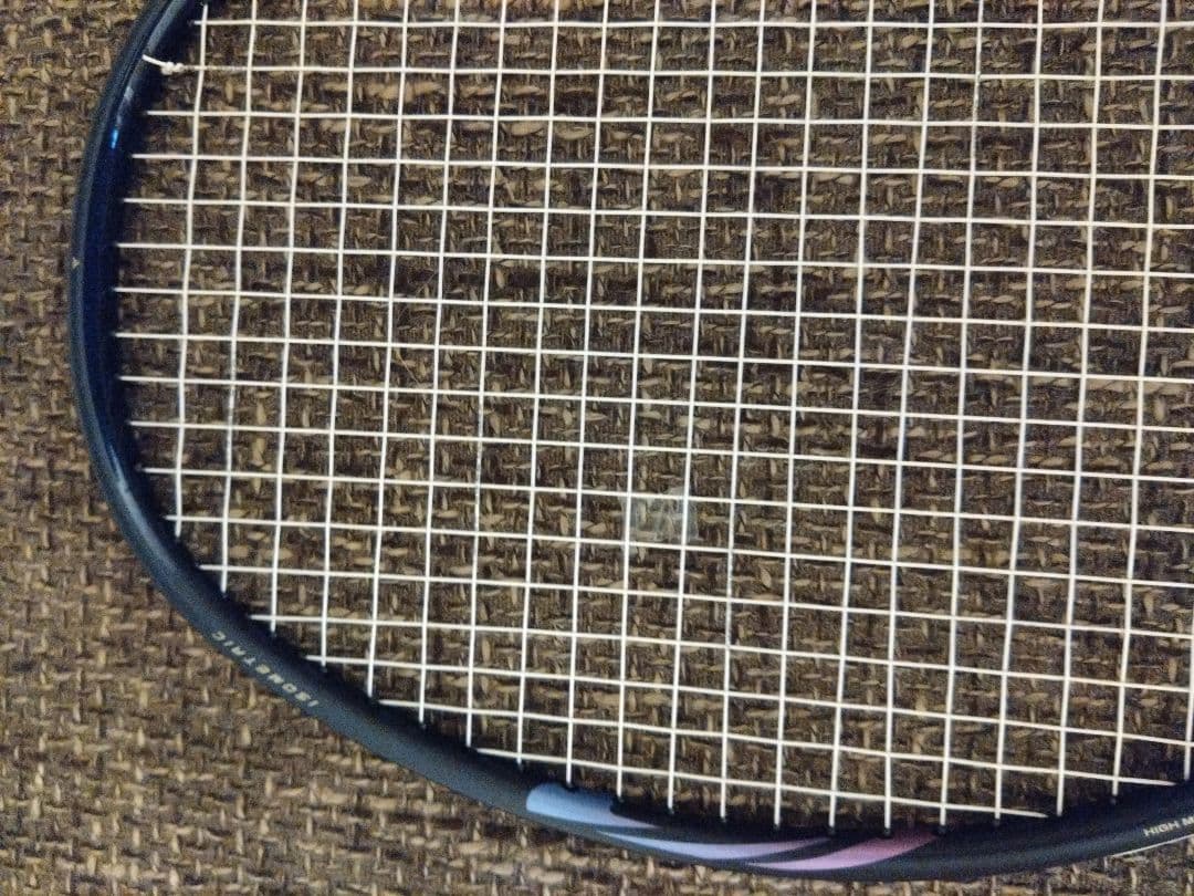 [美品] YONEX ヨネックスバドミントンラケット アストロクス00