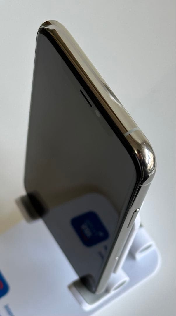 iPhone 11 Pro 256GB シルバー SIMフリー