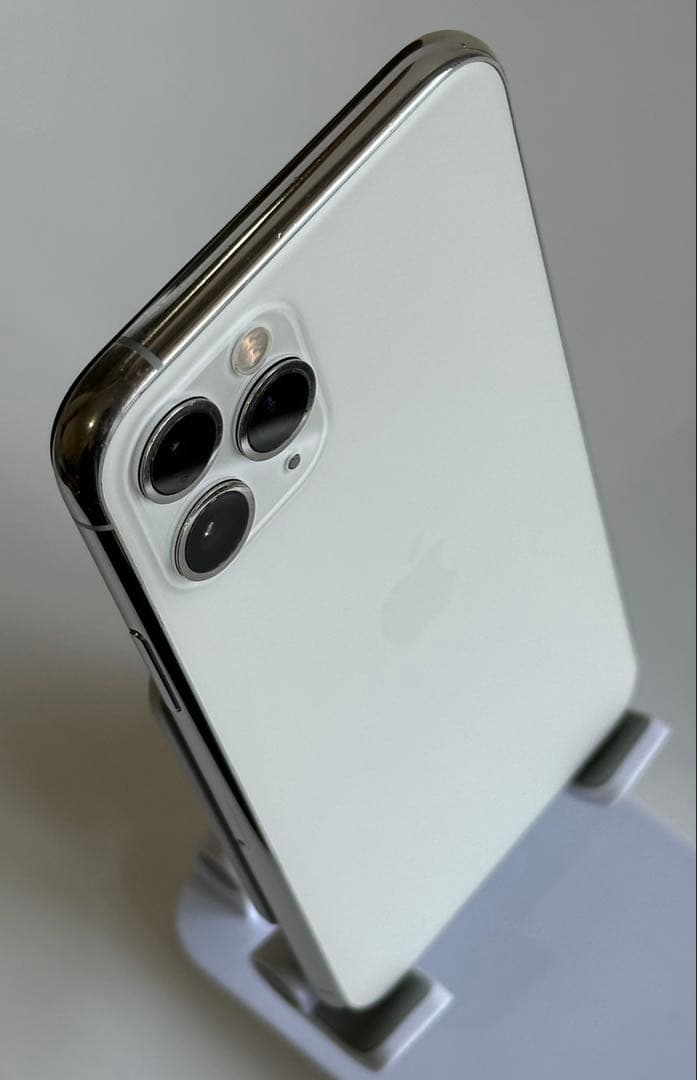 iPhone 11 Pro 256GB シルバー SIMフリー