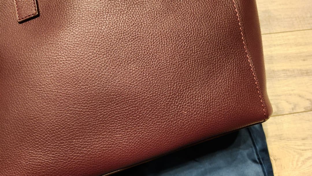 美品コールハーン　grand seriusトートバッグ　本革 Cole haan