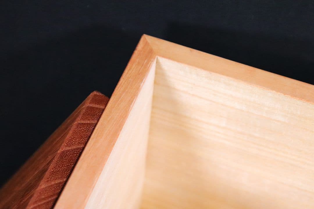 【新米の美味しさ長続き】【5キロ用】【米びつの最高峰】柿渋塗り桐米びつ