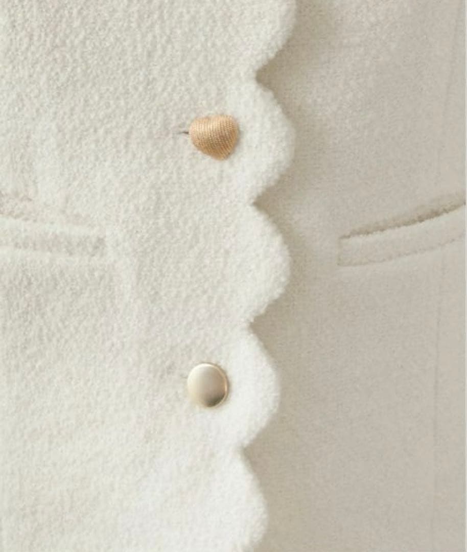 ◆美品◆ Liala×PG スカラップ バラエティボタン ジャケット　アイボリー