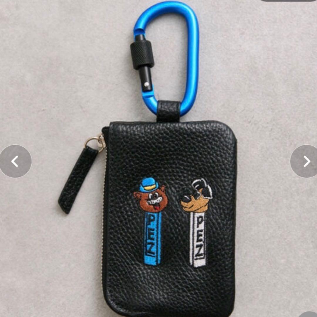 PEZ カラビナ付きパス&キーケース