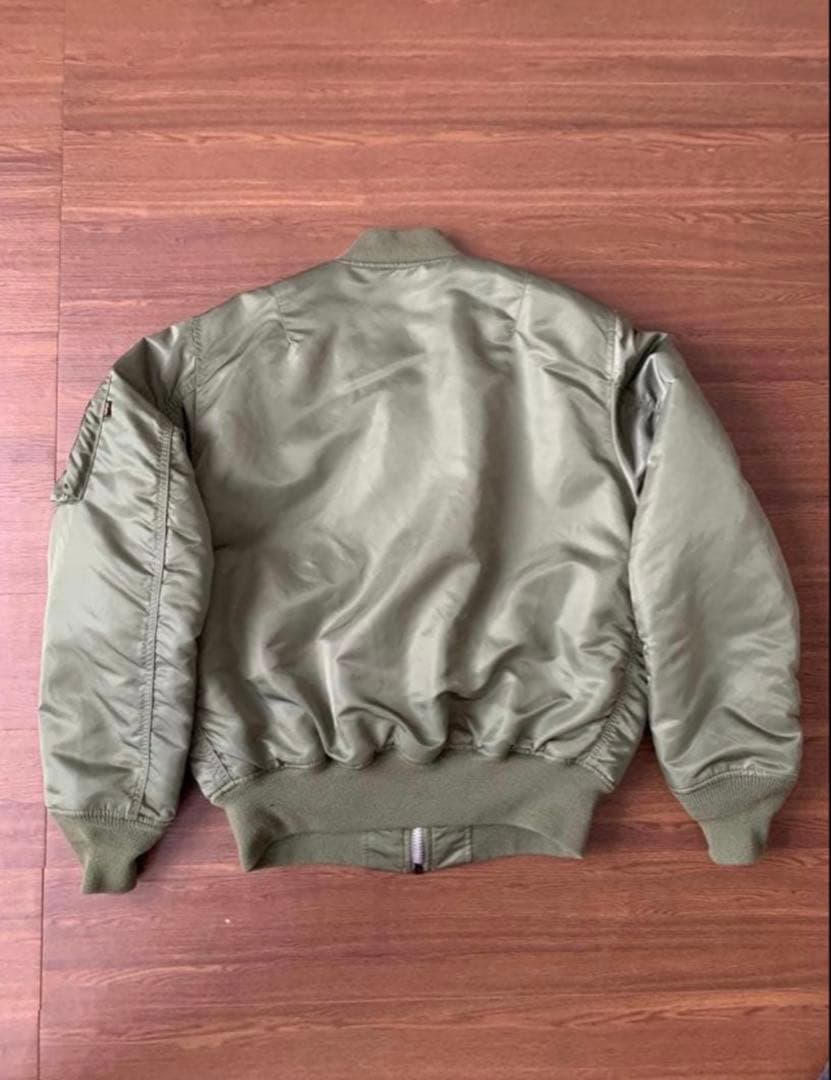 alpha MA-1 オリーブグリーン　カーキ