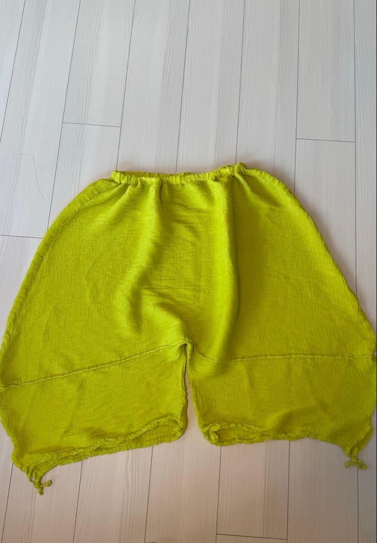 ISSEY MIYAKE イエロー カジュアルパンツ