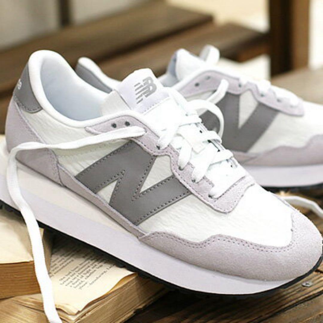 【新品・未使用】new balance レディース 237スニーカー　23cm