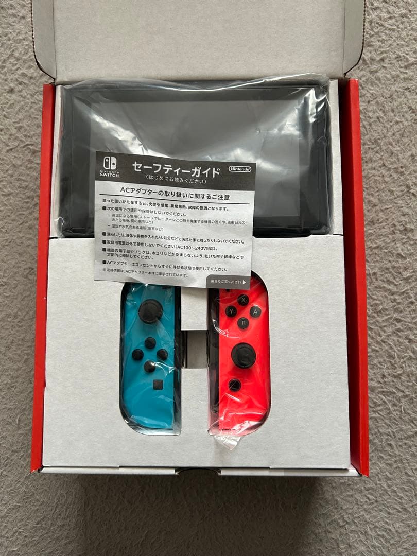 Nintendo Switch 本体 ネオンブルー・レッド